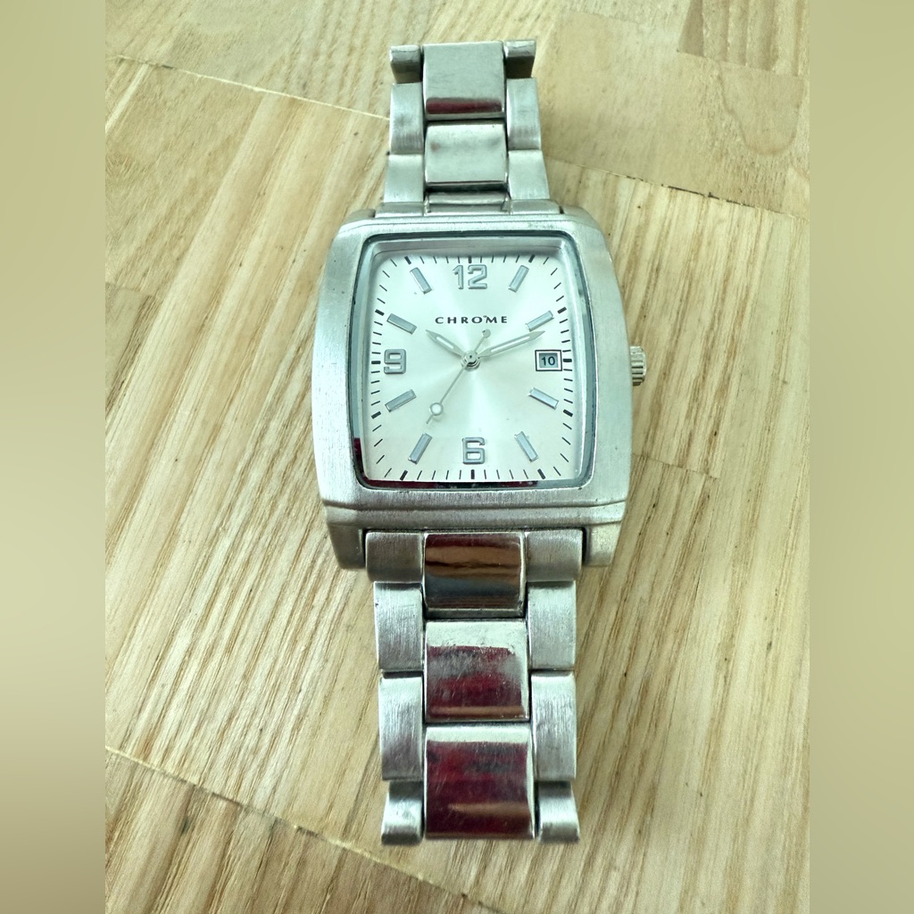 Chrome Men’s Silver Tone Watch New Battery — image 3 of 8